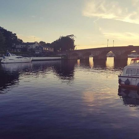 Bridge House Villa Carrick-on-Shannon ภายนอก รูปภาพ
